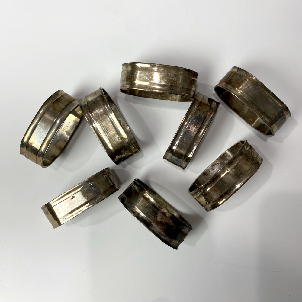 Set of 8 silver napkin rings oblong oval shape made in India 1.25 x 2 inches